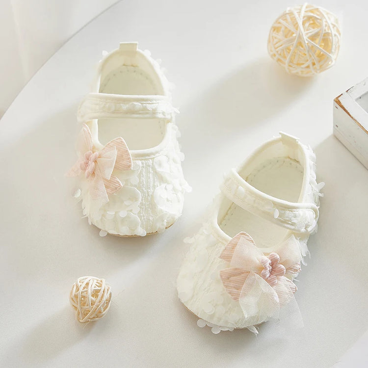 Adorable Baby Girl Bow Flats with Petal Design – Infant Party Shoes for Festivals, Baby Showers & Special Occasions