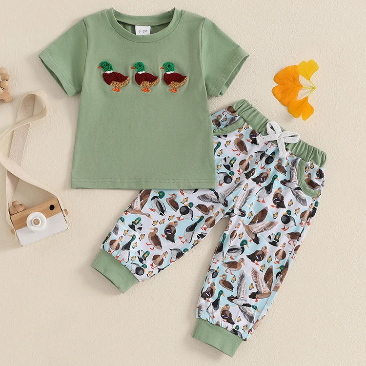 Lioraitiin Baby Boys Summer Outfit Set – Duck Embroidery Short Sleeve T-Shirt & Elastic Waist Pants (1-3 Years)