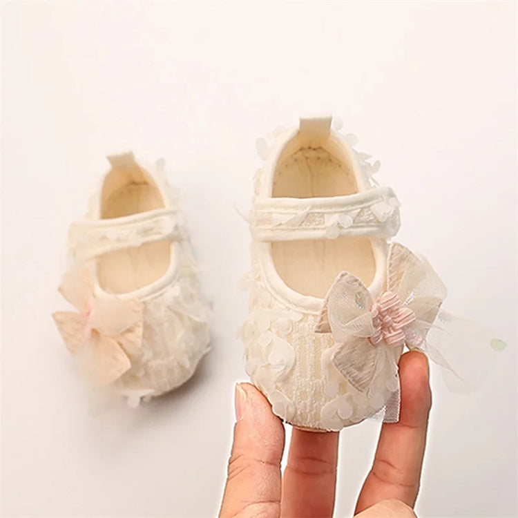 Adorable Baby Girl Bow Flats with Petal Design – Infant Party Shoes for Festivals, Baby Showers & Special Occasions