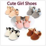 Soft & Cozy Fleece Baby Booties with Bear Design – Anti-Slip Sole Winter Crib Shoes for Newborns