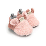 Soft & Cozy Fleece Baby Booties with Bear Design – Anti-Slip Sole Winter Crib Shoes for Newborns