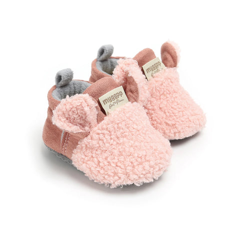 Soft & Cozy Fleece Baby Booties with Bear Design – Anti-Slip Sole Winter Crib Shoes for Newborns